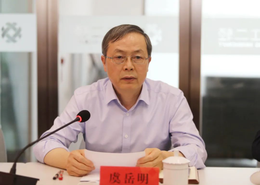 省二輕集團召開(kāi)一季度工作會(huì )議暨反腐倡廉全覆蓋無(wú)盲區零容忍專(zhuān)項行動(dòng)部署會(huì ).jpg